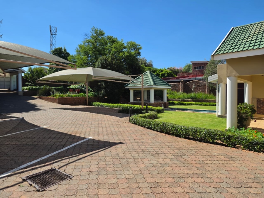 8 Bedroom Property for Sale in Riebeeckstad Free State